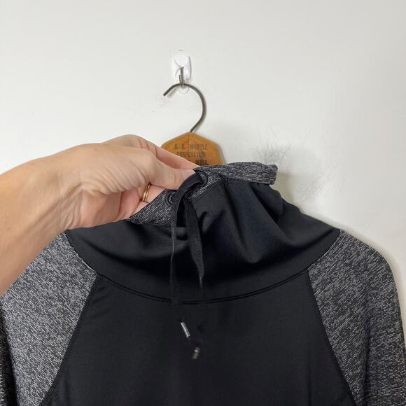 Reebok Women's Athletic Pullover Top M Black & Gray Funnel Cowl Neck Long Sleeve - Picture 5 of 10